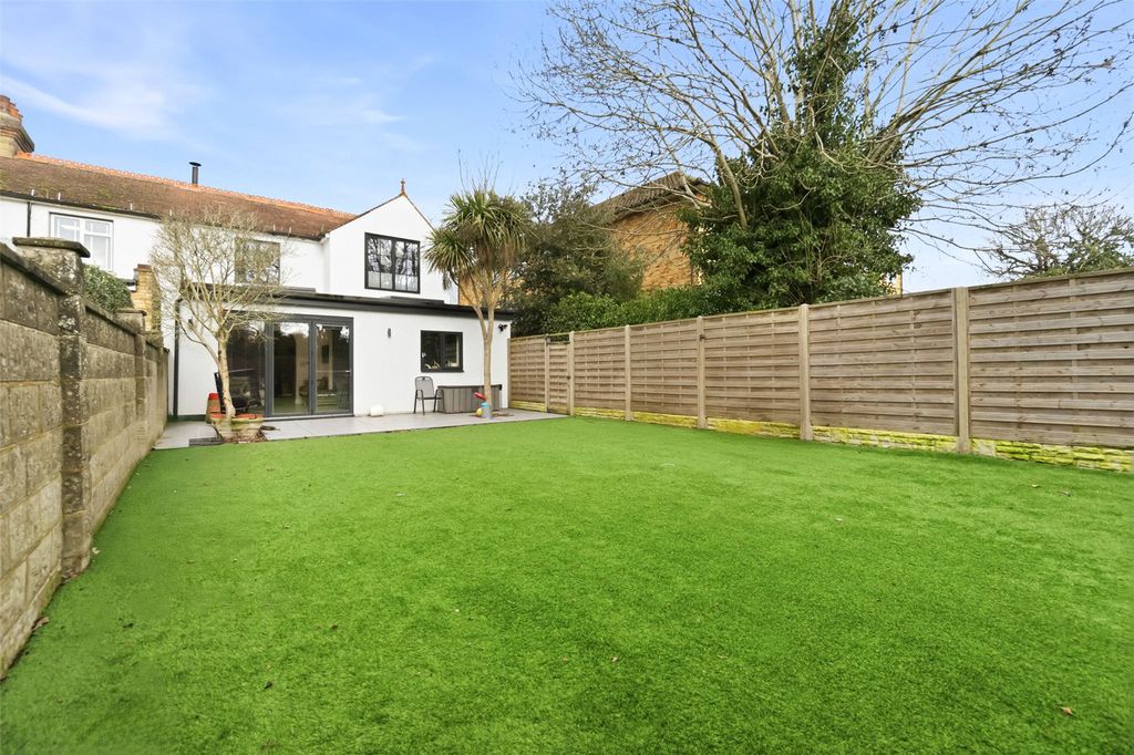 Additional image 12 of 3 bed maisonette for saleBroad Lane, Hampton TW12