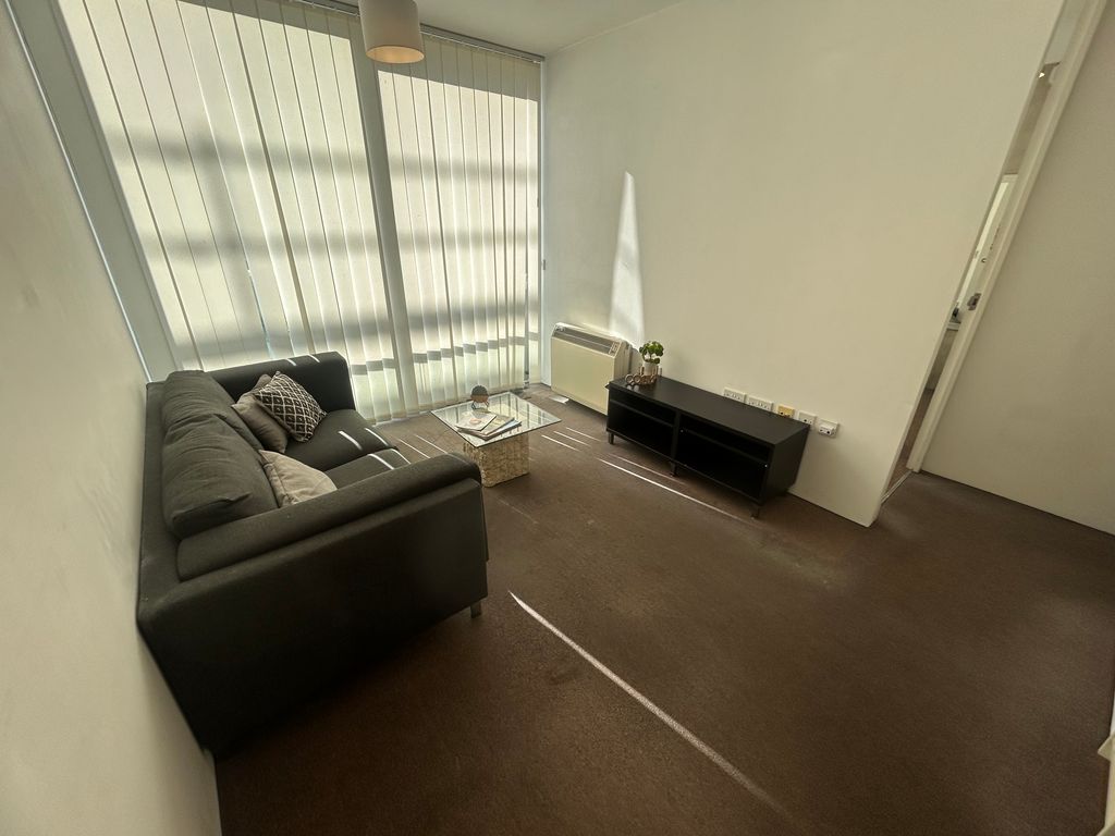 Property photo 3 of 6