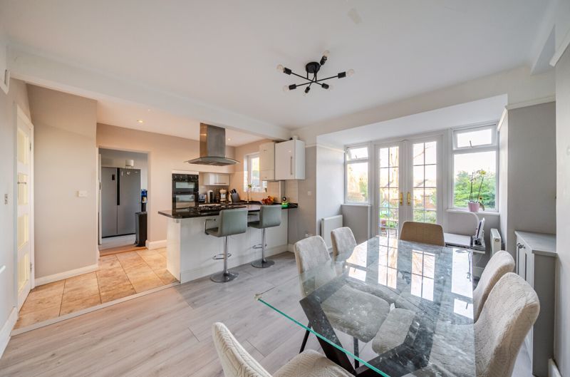 Property photo 3 of 20 Photo 16