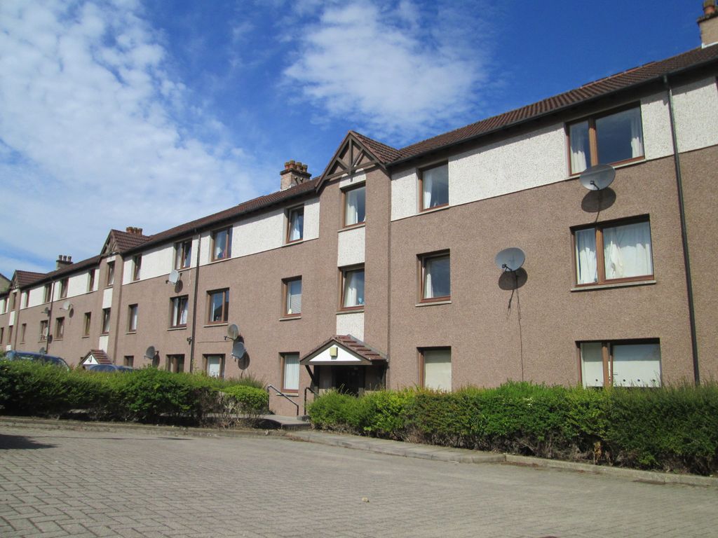Property photo 3 of 14