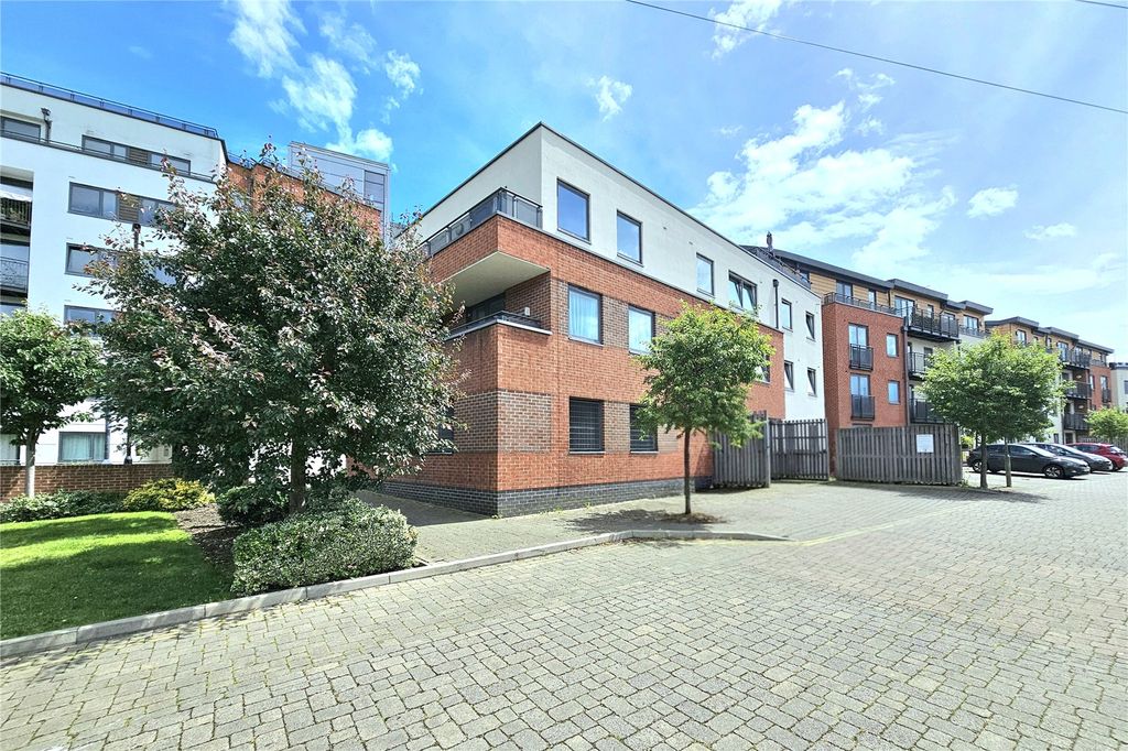 Property photo 1 of 11 Picture No. 01