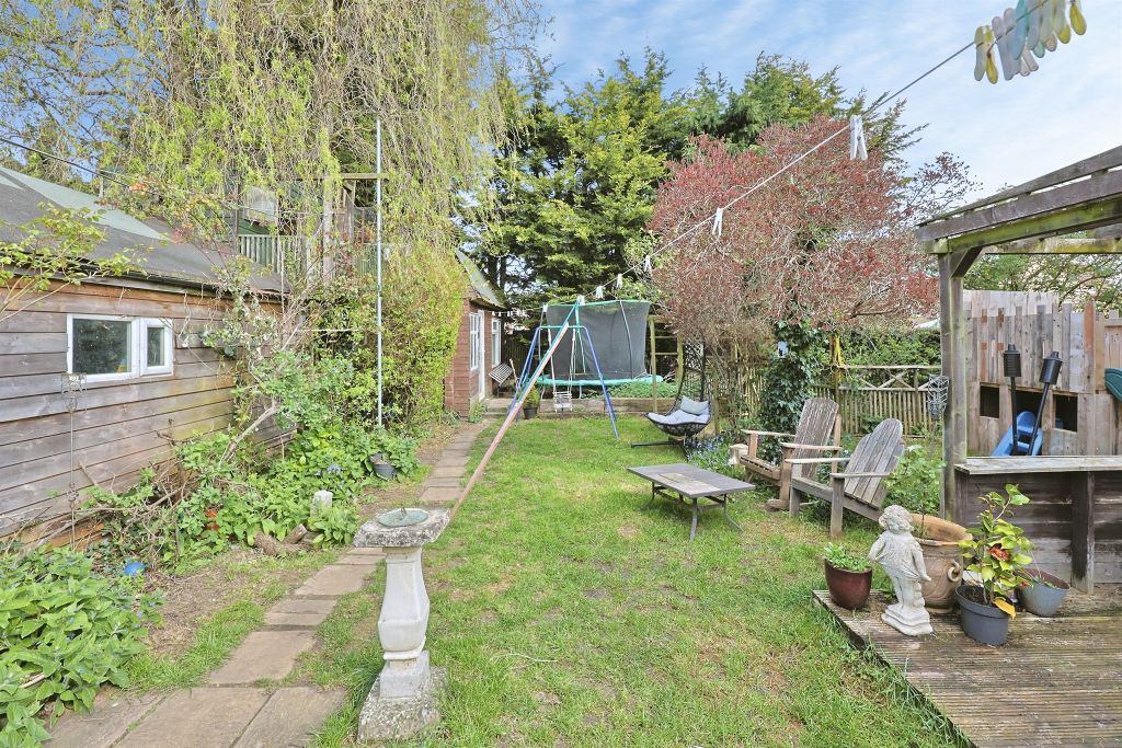 Property photo 3 of 21