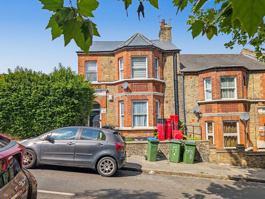 Property photo 1 of 8