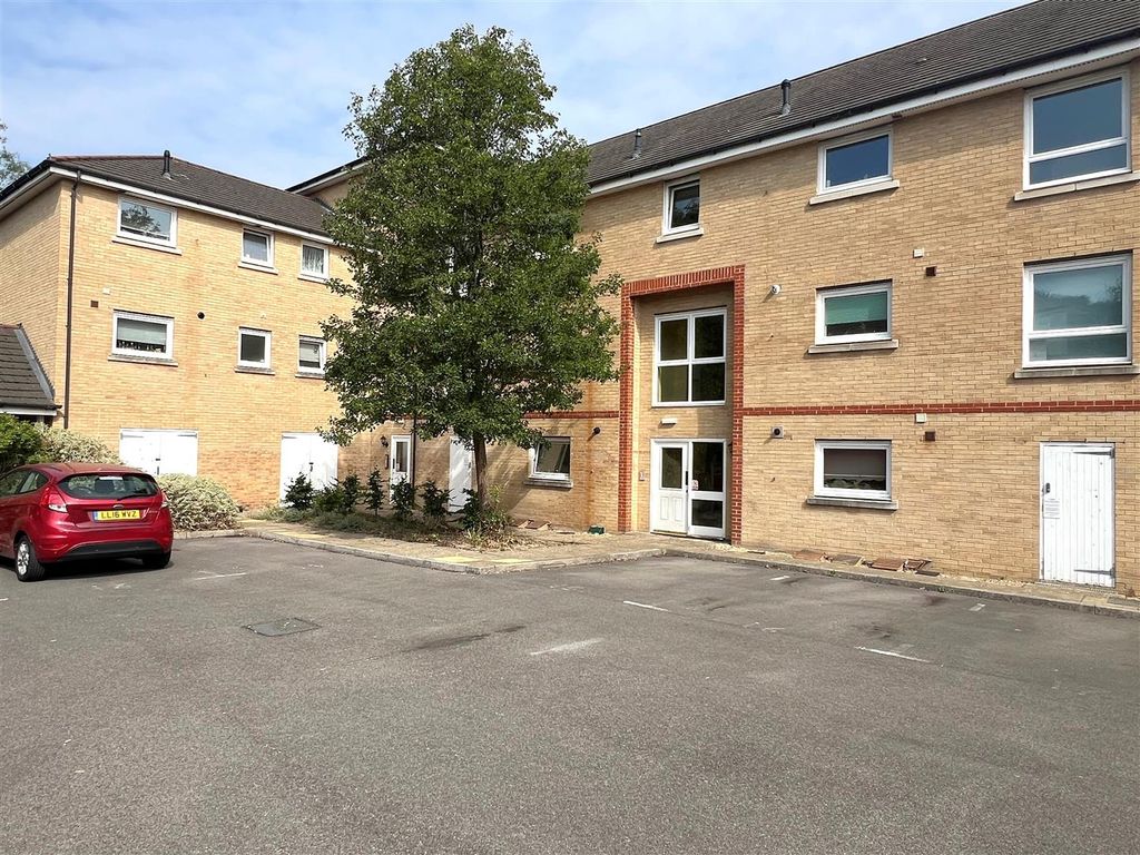 Property photo 1 of 14