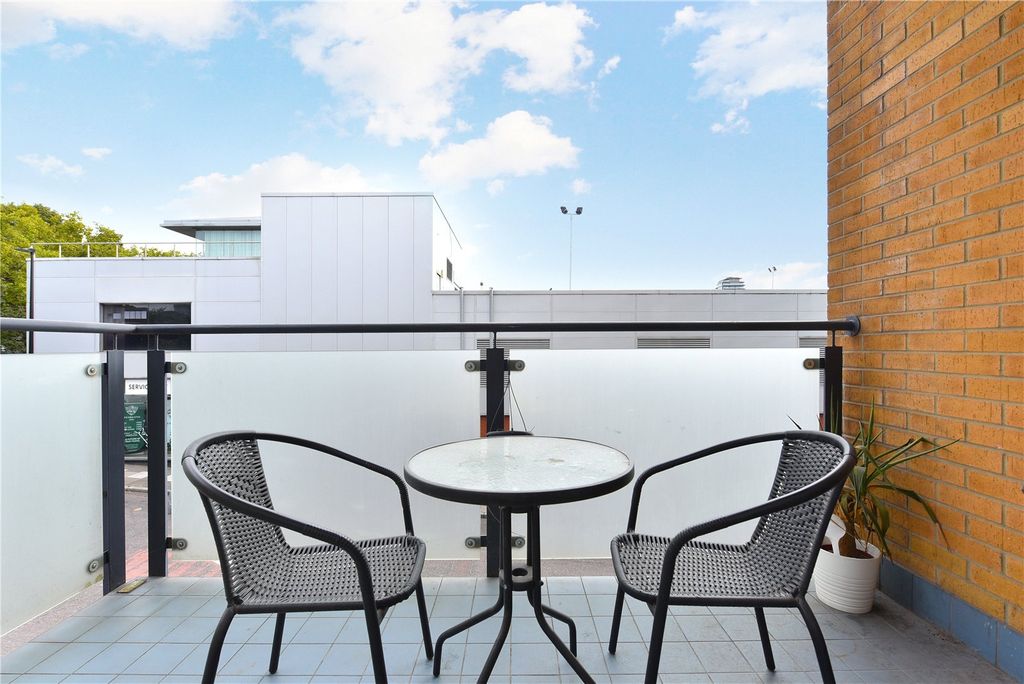 Property photo 2 of 15 Balcony