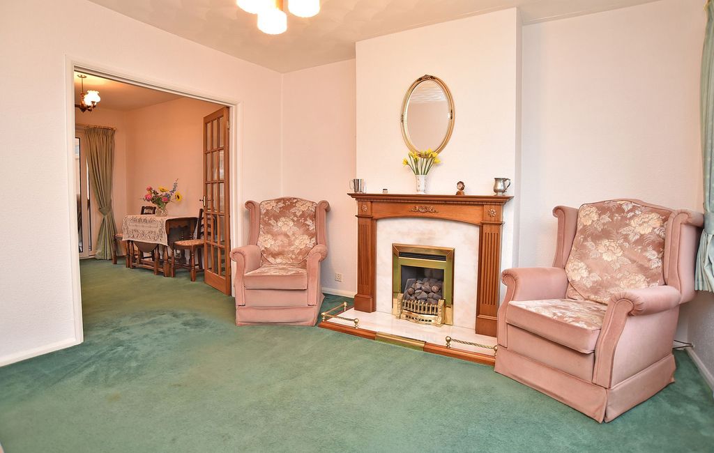 Property photo 2 of 23