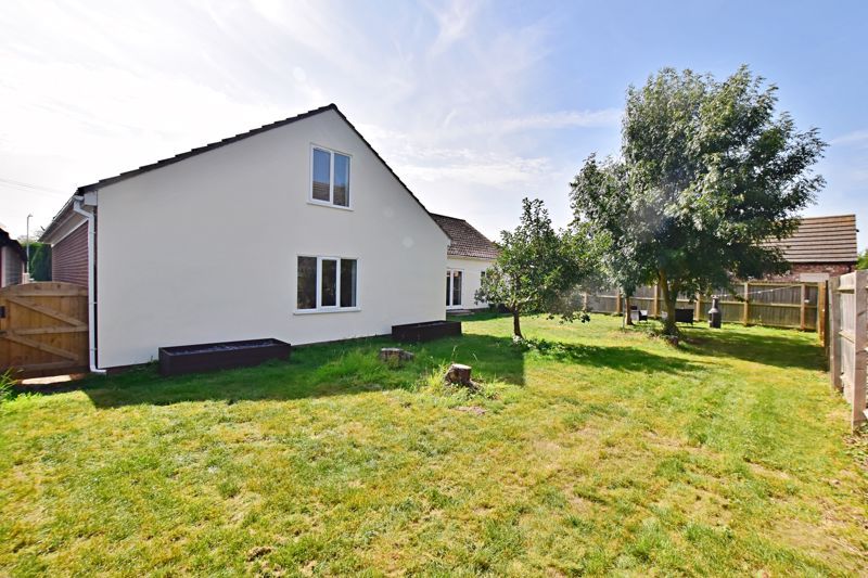 Property photo 2 of 21 Photo 4