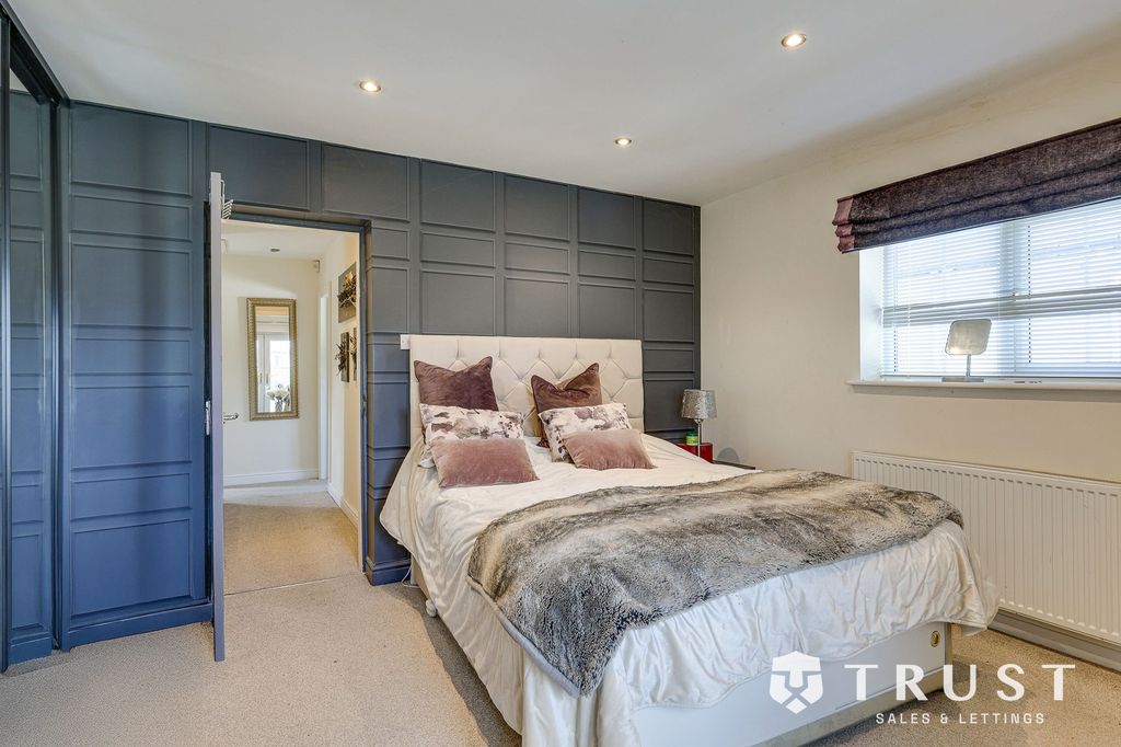 Additional image 23 of 3 bed detached house for saleHalifax Road, Liversedge WF15