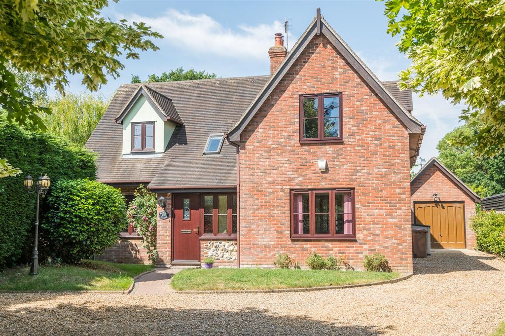 Property photo 1 of 18