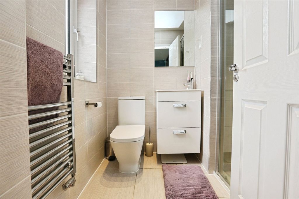 Additional image 21 of 4 bed detached house for saleSword Drive, Fareham, Hampshire PO14