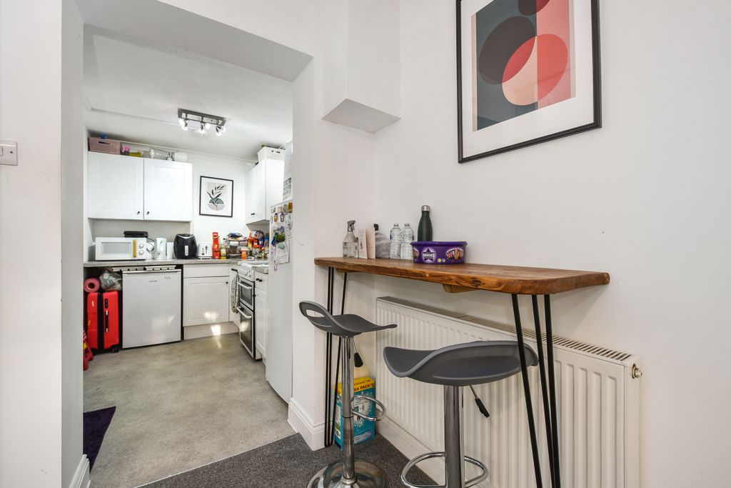 Property photo 3 of 19 Ph5_5628673