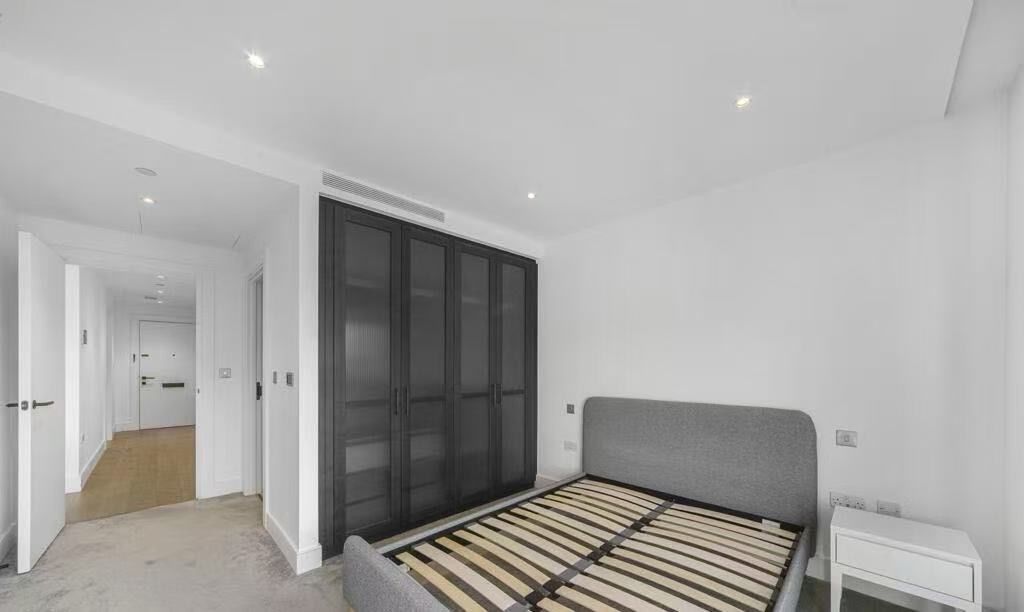 Property photo 3 of 4