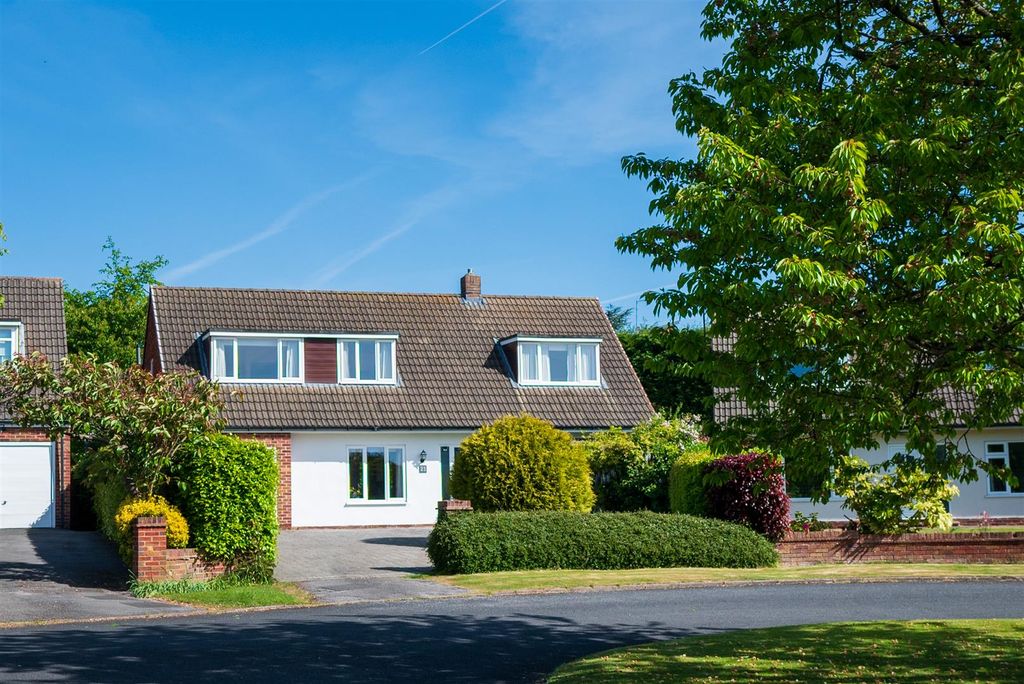 Property photo 2 of 33 Dsc_8335.Jpg