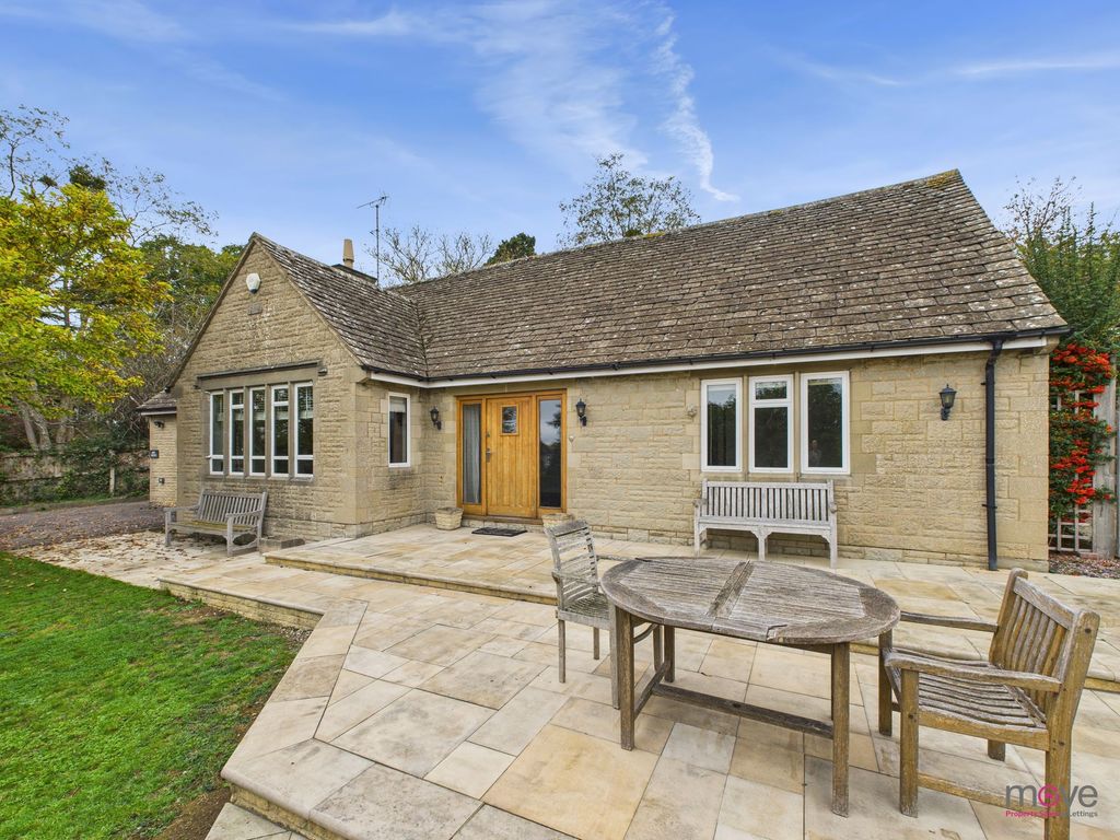 Property photo 1 of 27