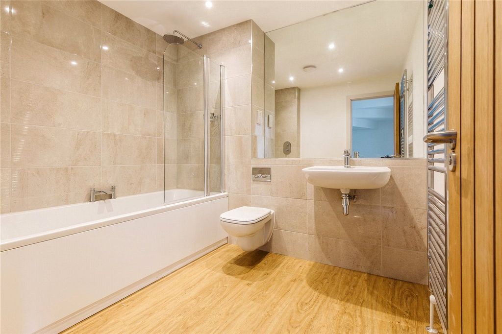 Property photo 3 of 12 Picture No. 09