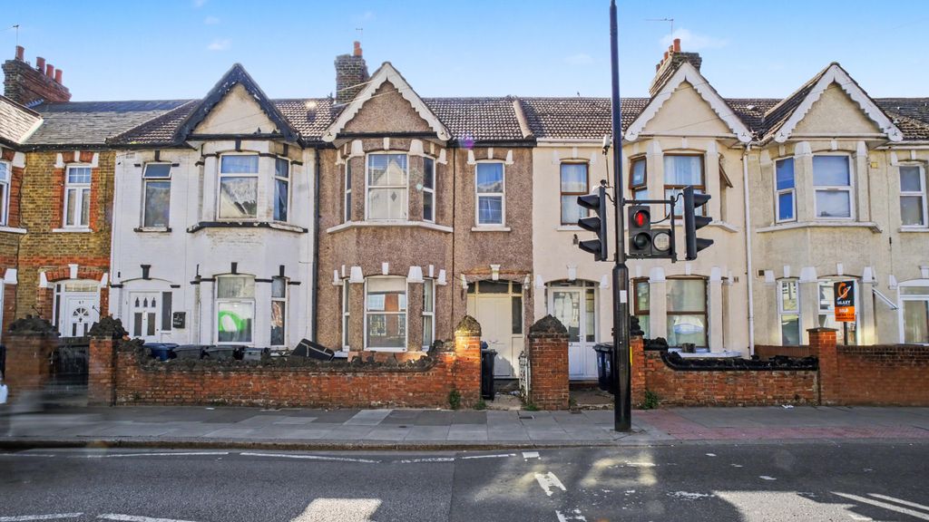 Property photo 1 of 23 71 Beaconsfield Road, Southall, Ub1 1Bu