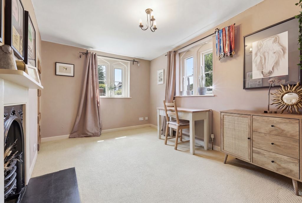 Property photo 3 of 37 12_Img_8252