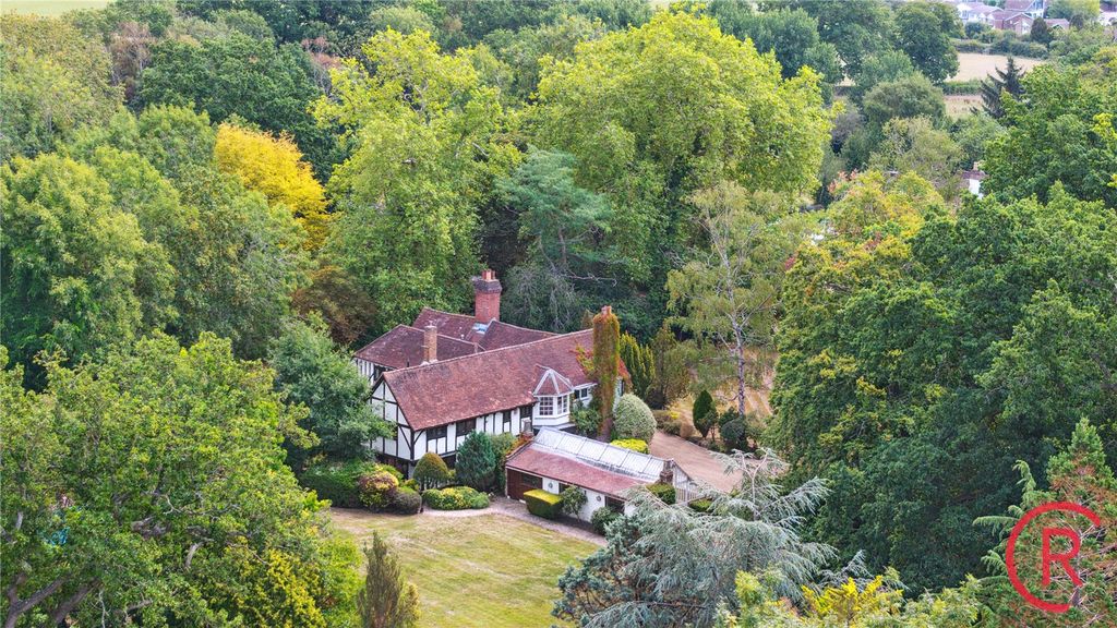 Property photo 1 of 34 Picture No. 04