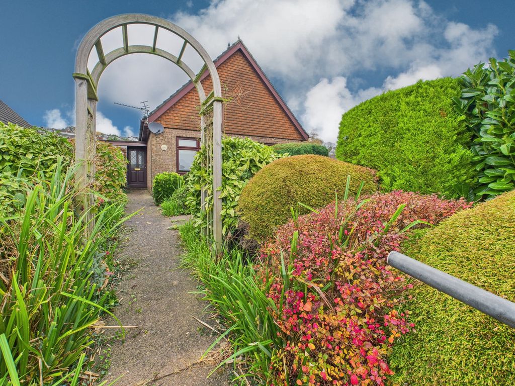 Property photo 1 of 18