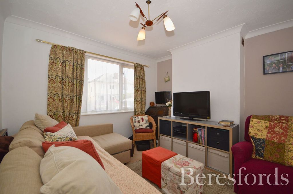 Property photo 2 of 14 2
