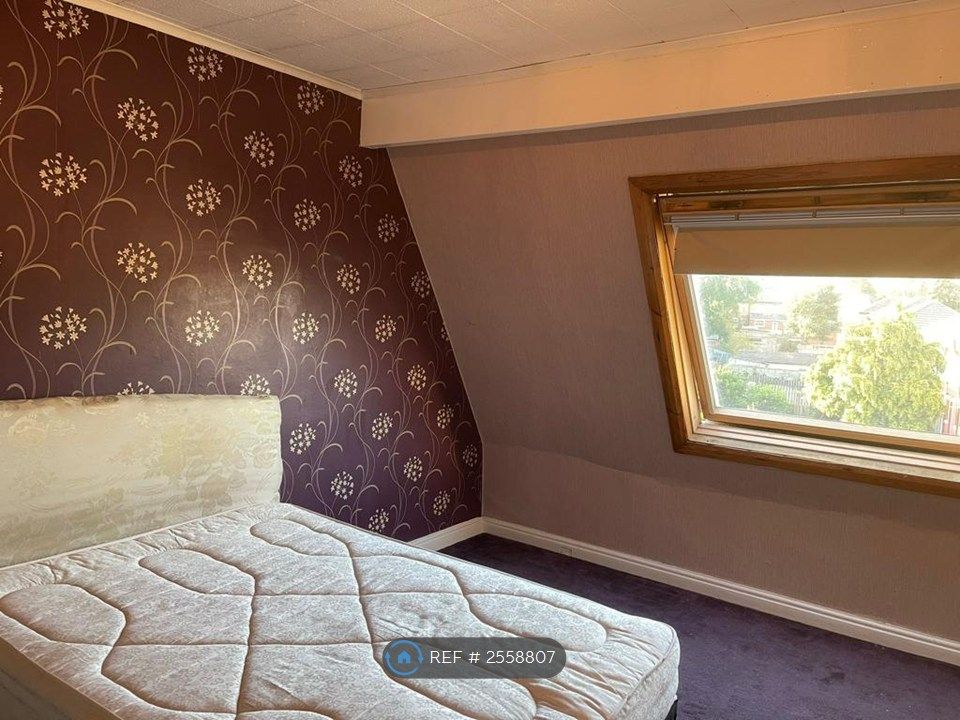 Property photo 1 of 7 Bedroom