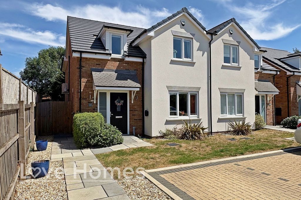 Property photo 1 of 19 4358092