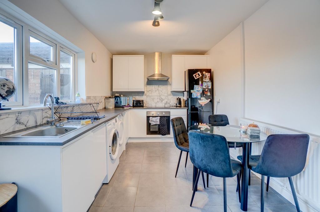 Property photo 2 of 14 Batched  (11).Jpg