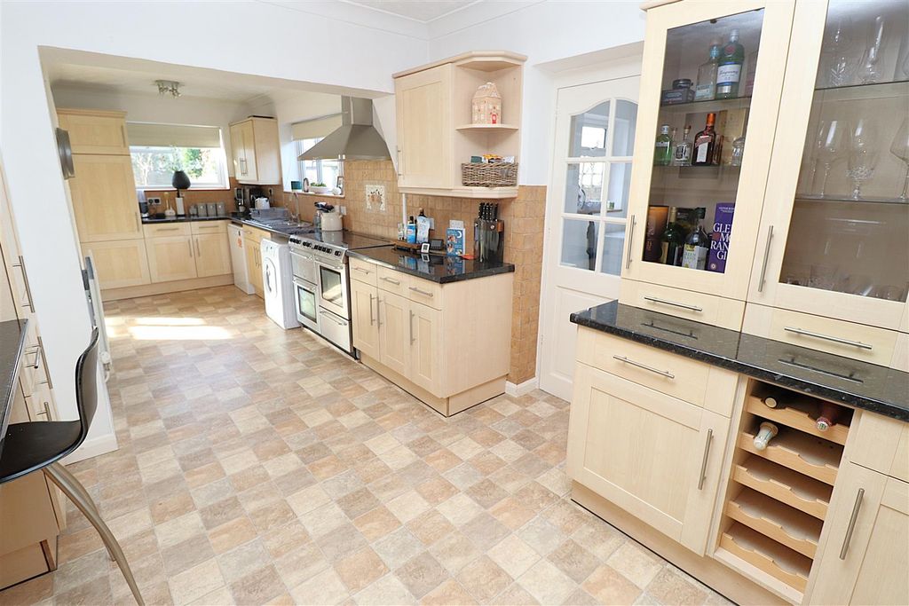 Property photo 2 of 33 Img_7821.Jpg
