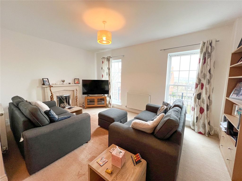 Property photo 2 of 16 Picture No. 07