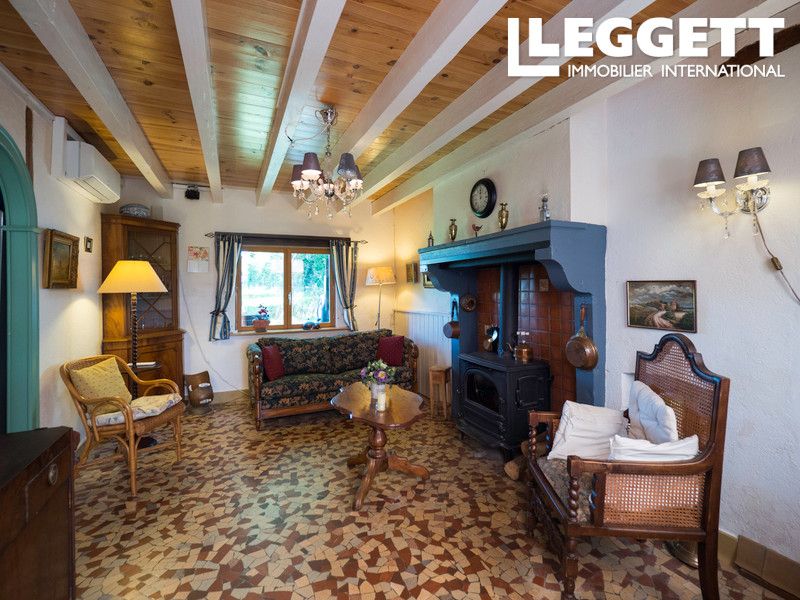 Property photo 3 of 10