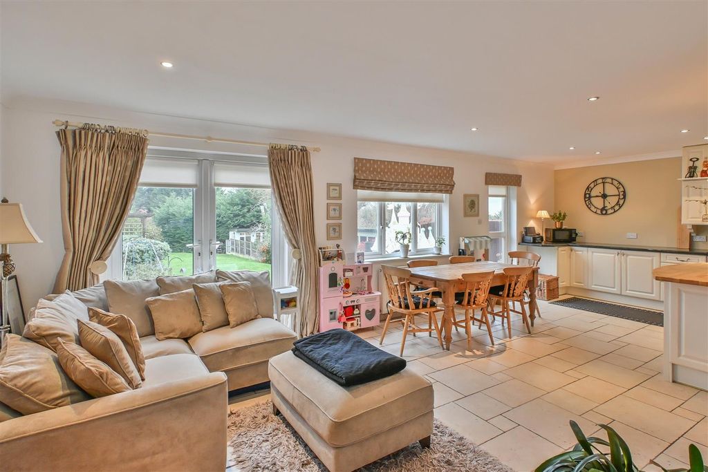 Property photo 2 of 11 Dsc_3908.Jpg