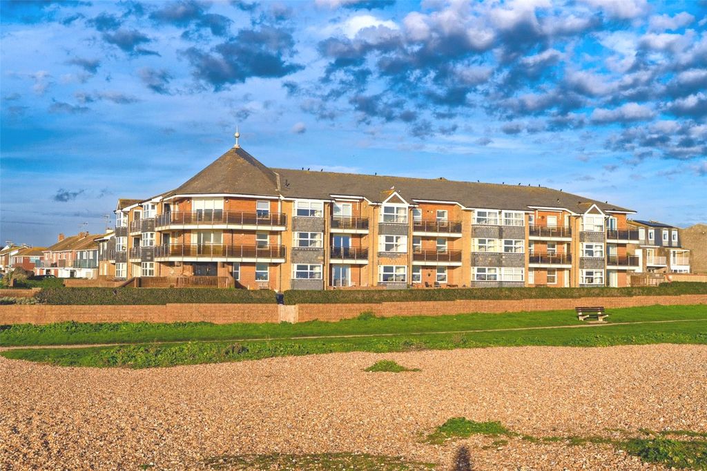 Property photo 1 of 23 Picture No. 05