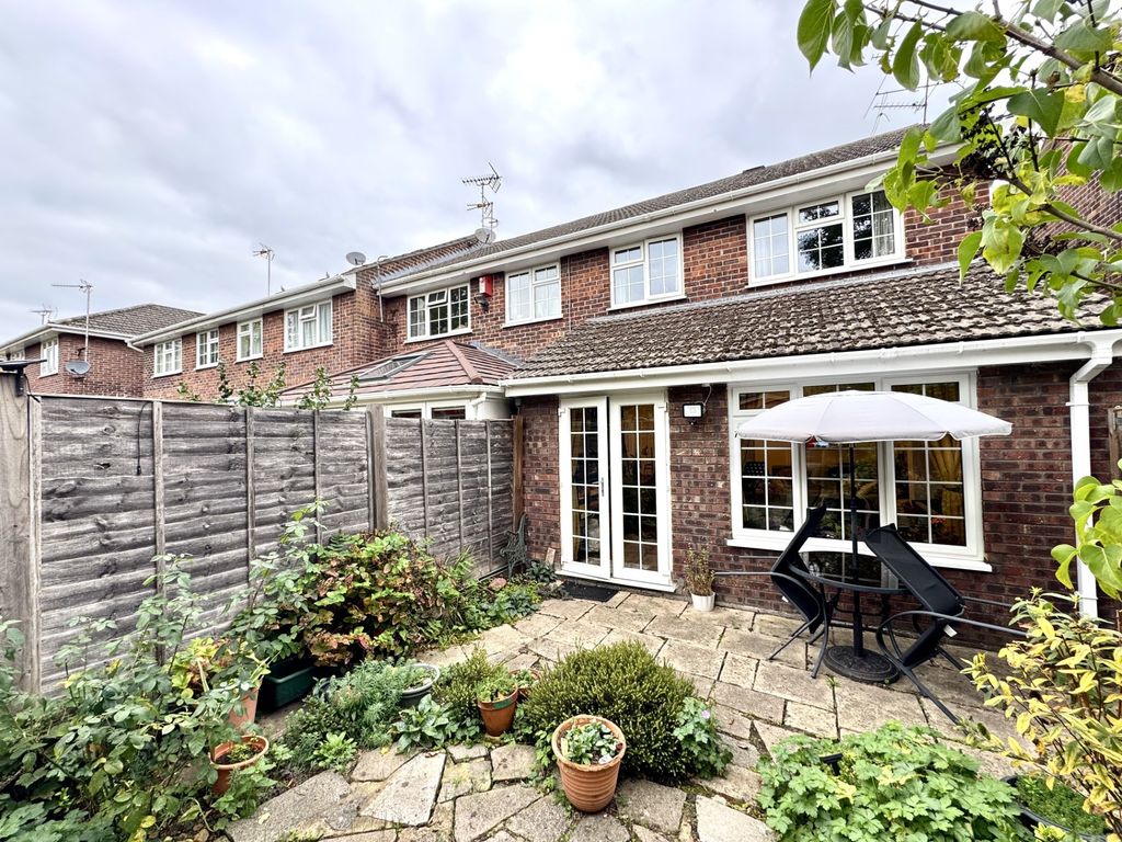 Property photo 2 of 11