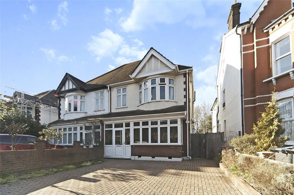 Property photo 1 of 17 Photography