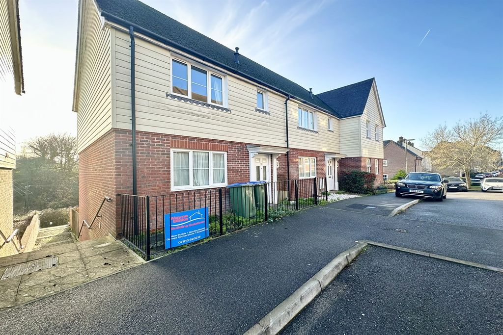 Property photo 1 of 11 (Main)