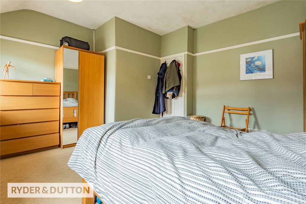 Property photo 2 of 19 Picture No. 33