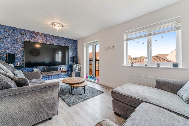 Property photo 3 of 26 Photo 16