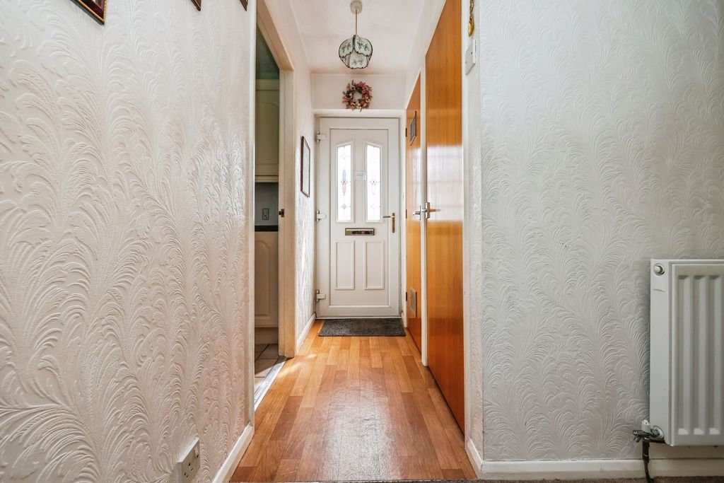 Property photo 3 of 17 Pbox-Img.Jpg
