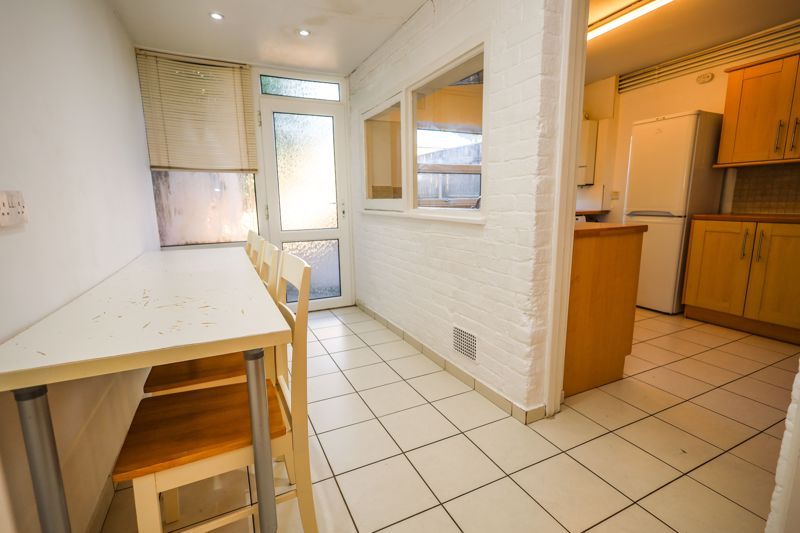 Property photo 2 of 14 Photo 16