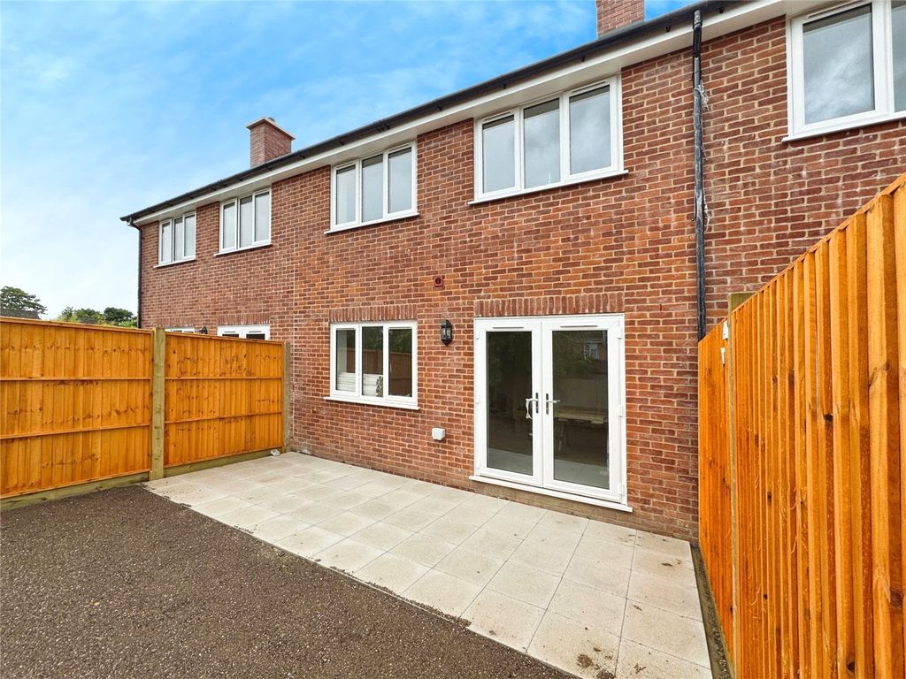Property photo 2 of 22 Picture No. 14