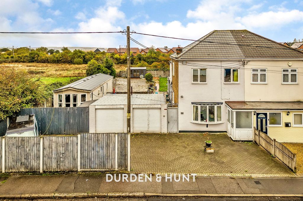 Property photo 1 of 33