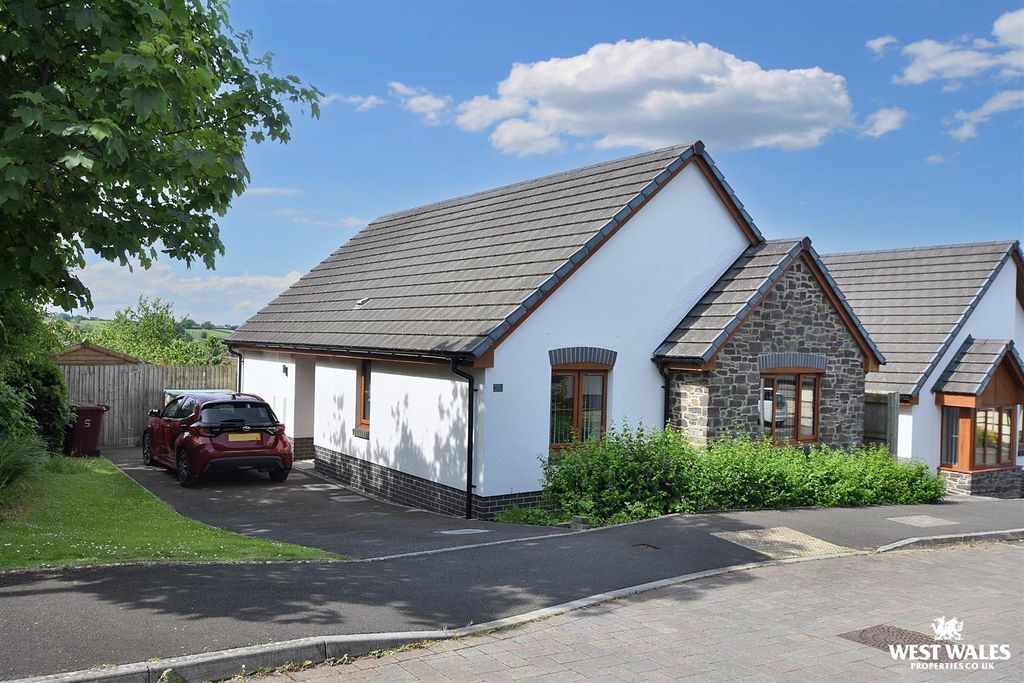 Property photo 1 of 16 15 (33).Jpg