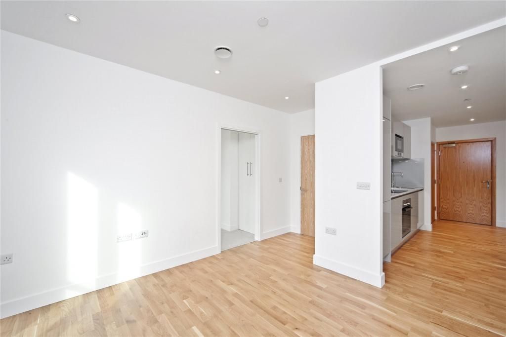 Property photo 3 of 12 2Dd1528F441B3A04Deb11990B6018B6Ad9F5c12B69d3F70B4A