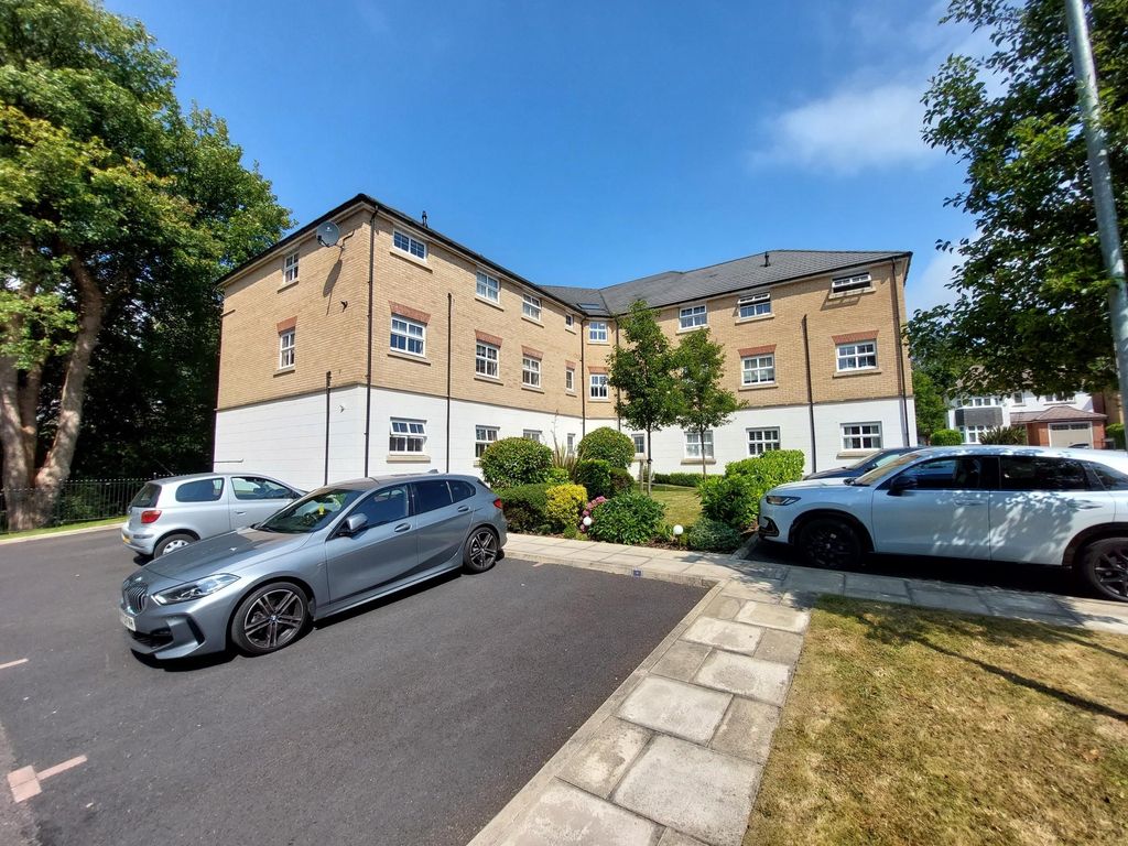 Property photo 2 of 19