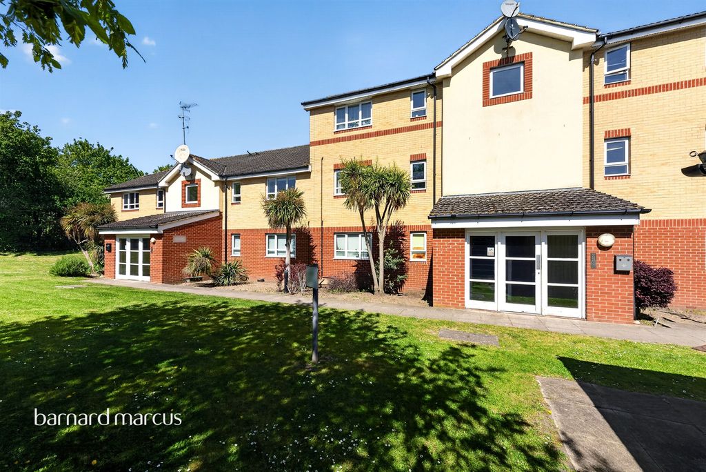 Property photo 1 of 10