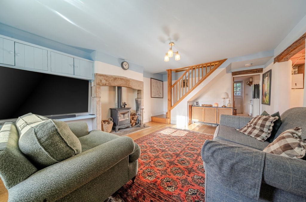 Property photo 2 of 17 1529589-11-1A144A...
