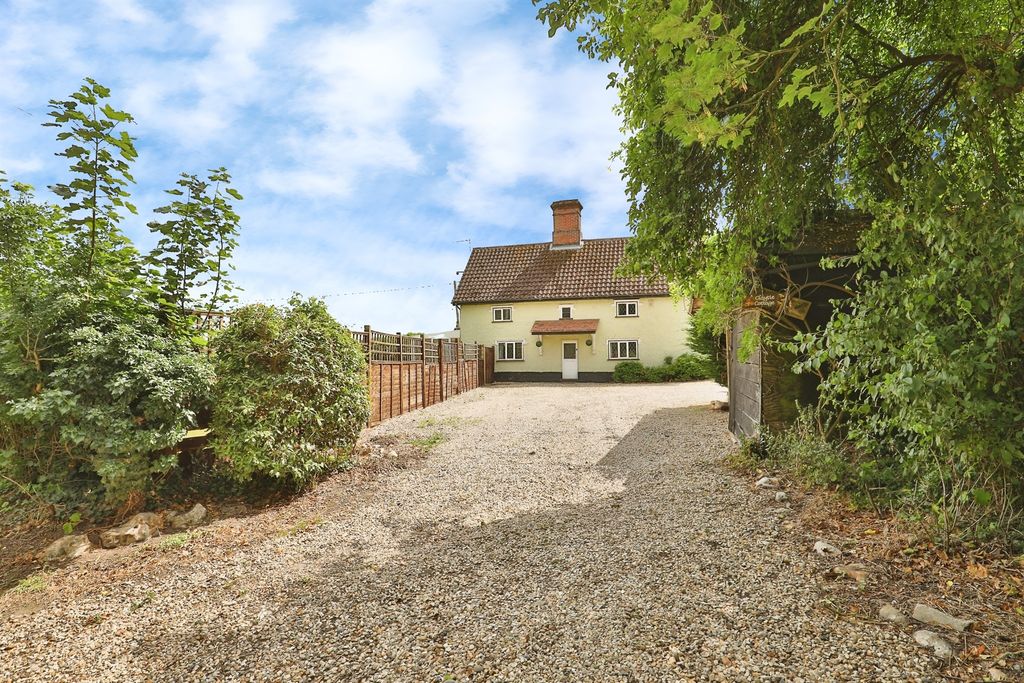 Property photo 1 of 25