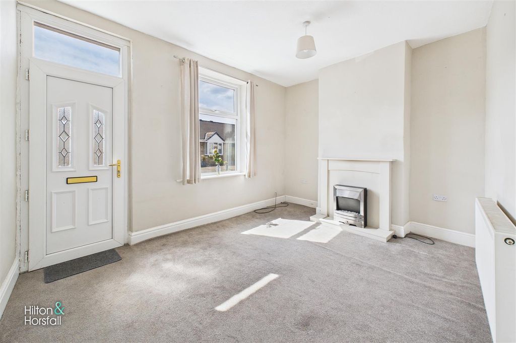 Property photo 2 of 10 Duckworth Street