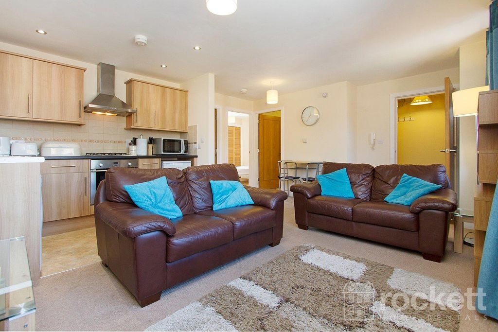 Property photo 3 of 22 Picture 3