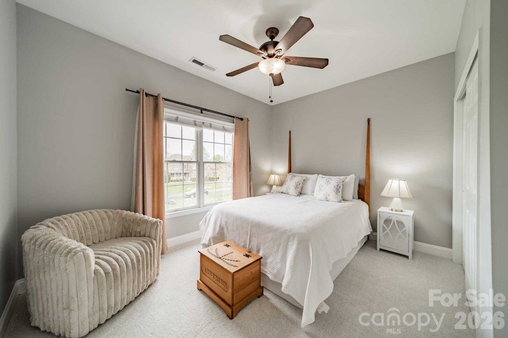 Property photo 2 of 2 <Alttext/>